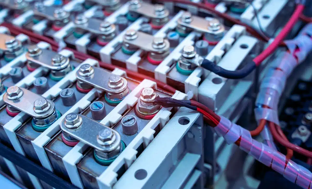 باتری لیتیوم یون در UPS